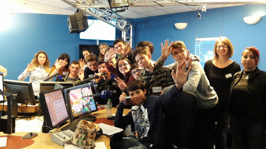 4ème D Emission de radio